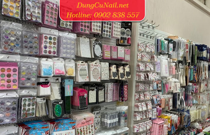 cửa hàng phụ kiện nail