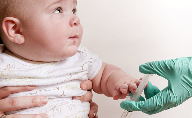 Vắc-xin bảo vệ con người trước các tác nhân gây hại